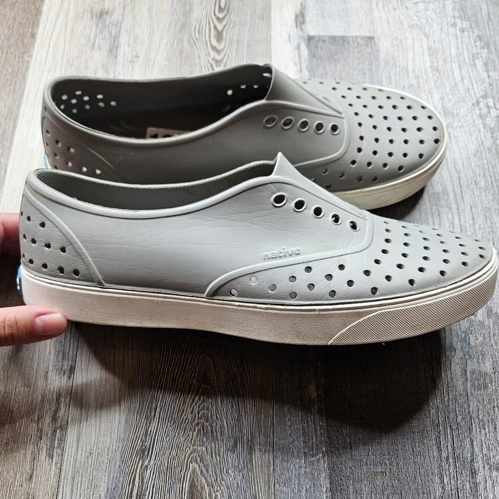 Native Shoes Miller Style Slip-On Sneakers Men's 8 women's 10 Gray